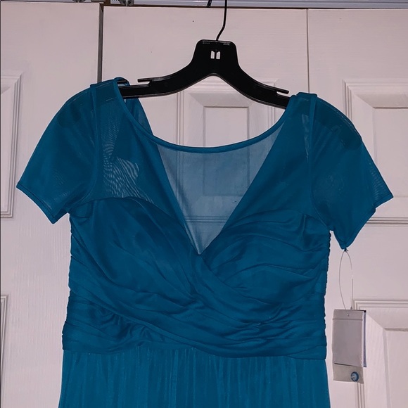 Classy styled formal dress - Picture 2 of 3